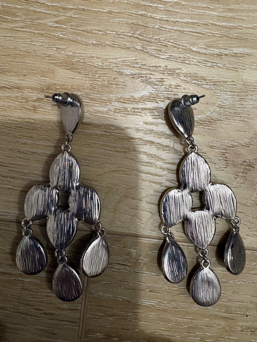 Women’s Earnings $10.00 Sterling Silver - Picture 5 of 5